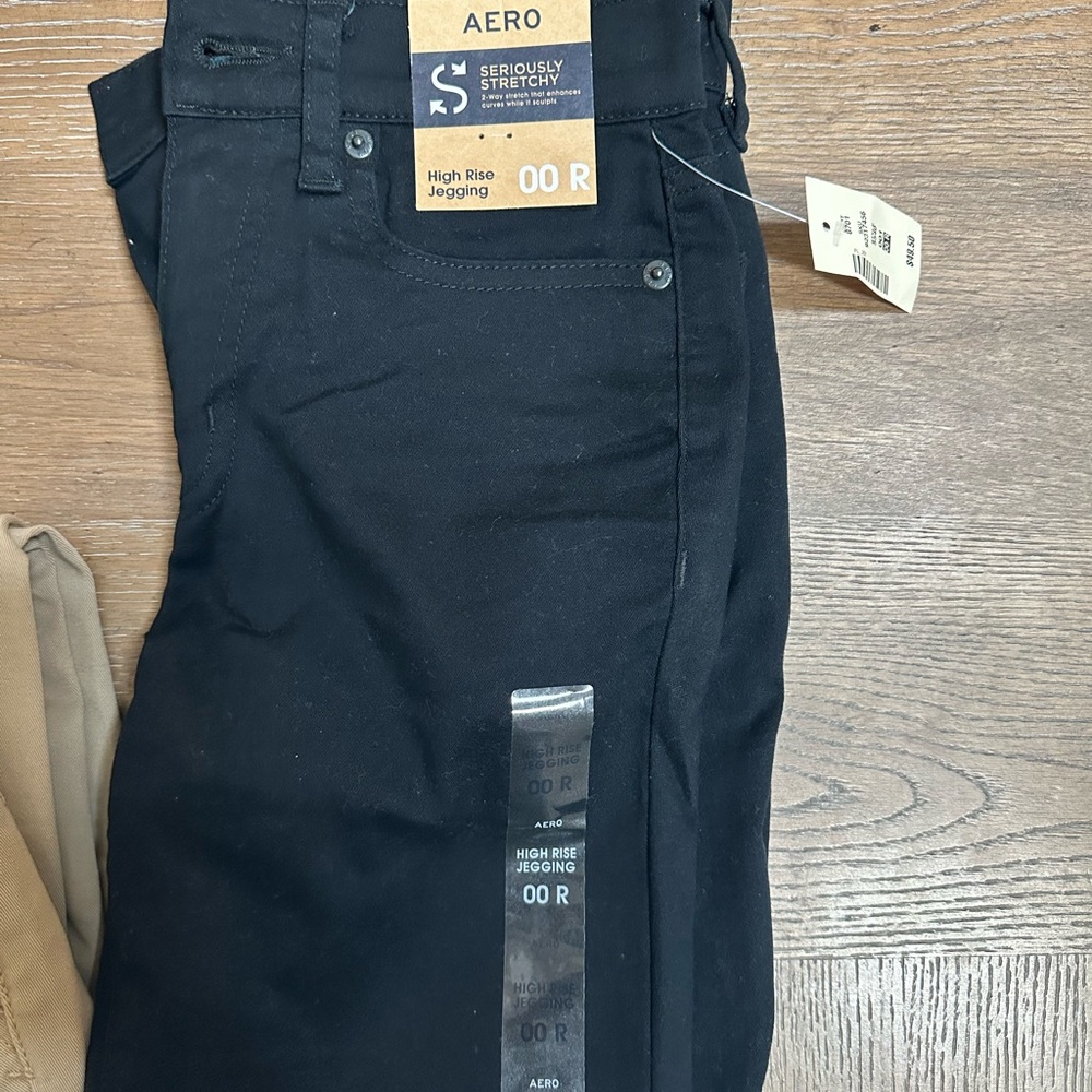 Aeropostale skinny black pants